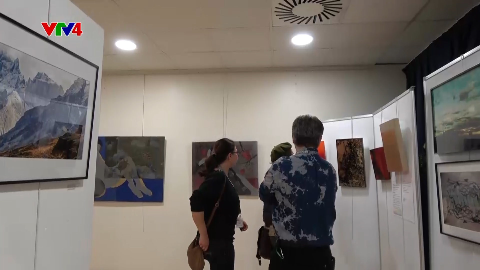 Nhóm nghệ sỹ Pháp gốc Việt triển lãm tại Pháp